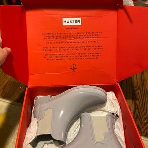 🔥 NIB HUNTER BOOTS! 🔥 NEVER WORN! Size 6